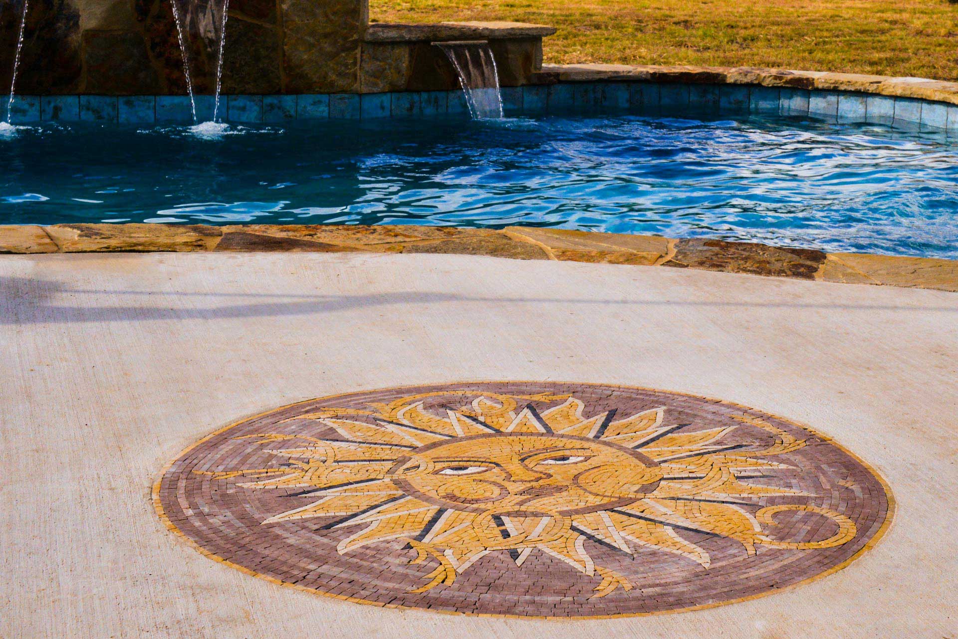 custom-pool-fountain-sun-tile-02
