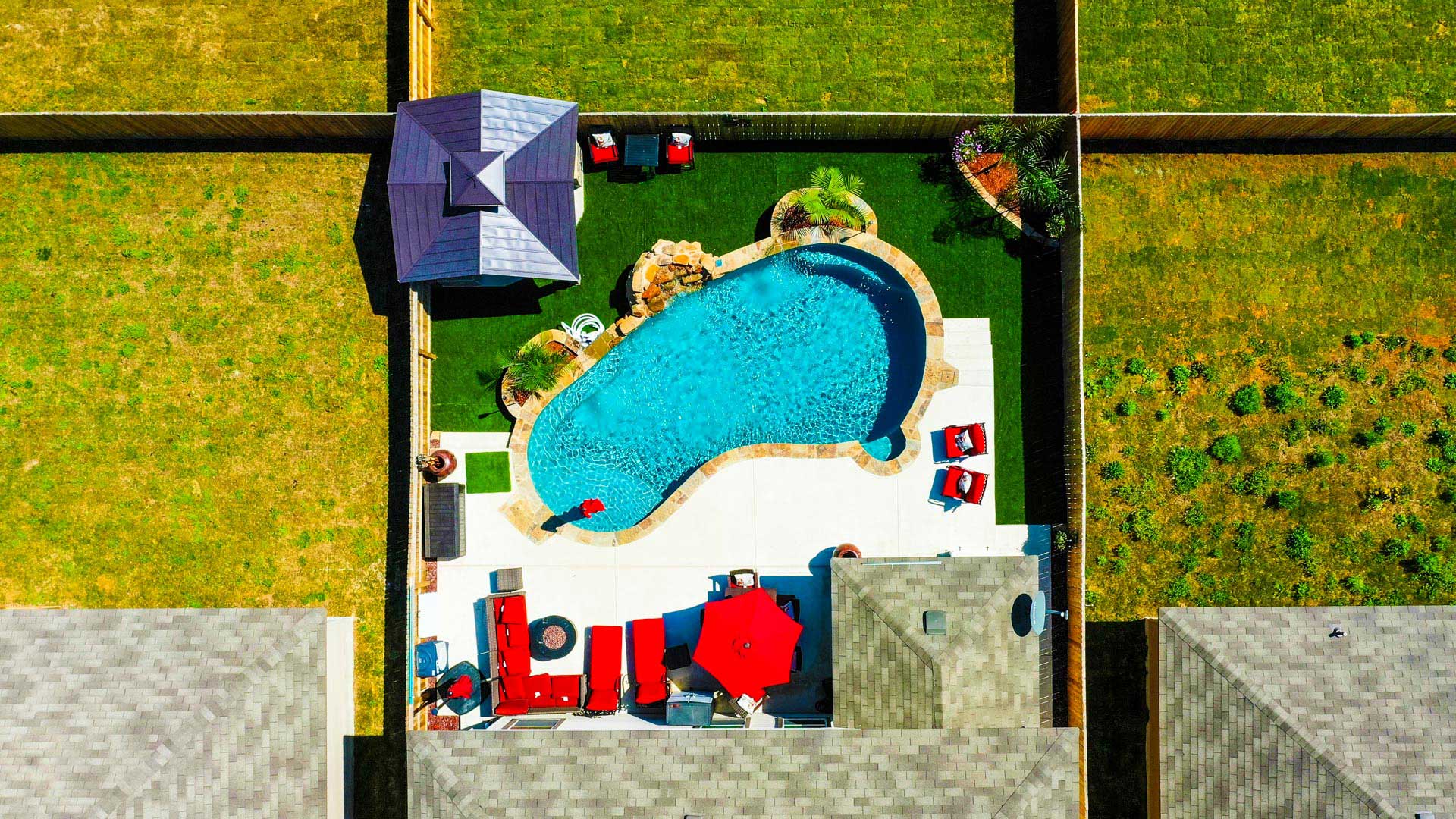red-tropical-pool-02